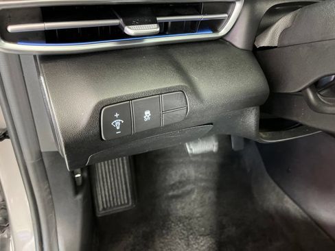 Used 2025 Hyundai Elantra SEL FWD image 26
