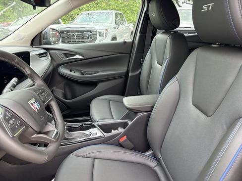 New 2026 Buick Encore GX Sport Touring FWD image 5