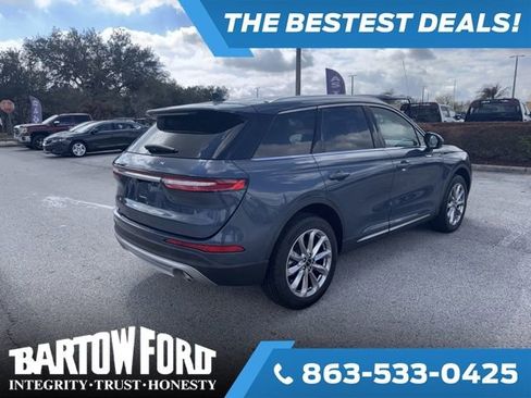 Used 2022 Lincoln Corsair Standard w/ Premium Package image 5