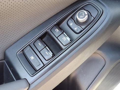 Used 2023 Subaru Crosstrek 2.5i Sport image 11