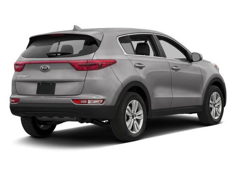 Used 2017 Kia Sportage LX FWD image 3