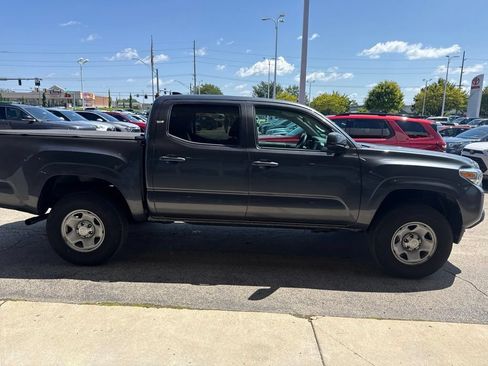 Used 2023 Toyota Tacoma SR AWD/4WD image 2