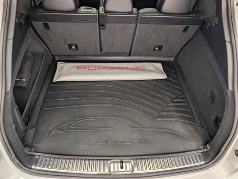 Used 2016 Porsche Cayenne GTS AWD/4WD image 25