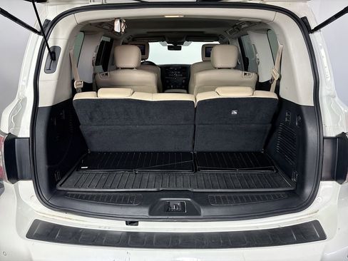 Used 2020 Nissan Armada Platinum w/ Captain's Chairs Package RWD image 28