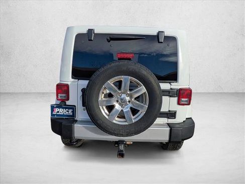 Used 2015 Jeep Wrangler Unlimited Sahara w/ Max Tow Package image 6