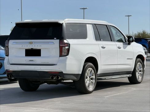Certified 2023 Chevrolet Suburban Premier image 4