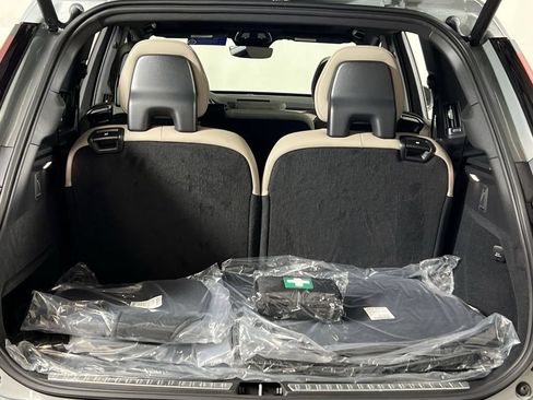 New 2026 Volvo XC90 B6 Plus w/ Protection Package Premier AWD/4WD image 19
