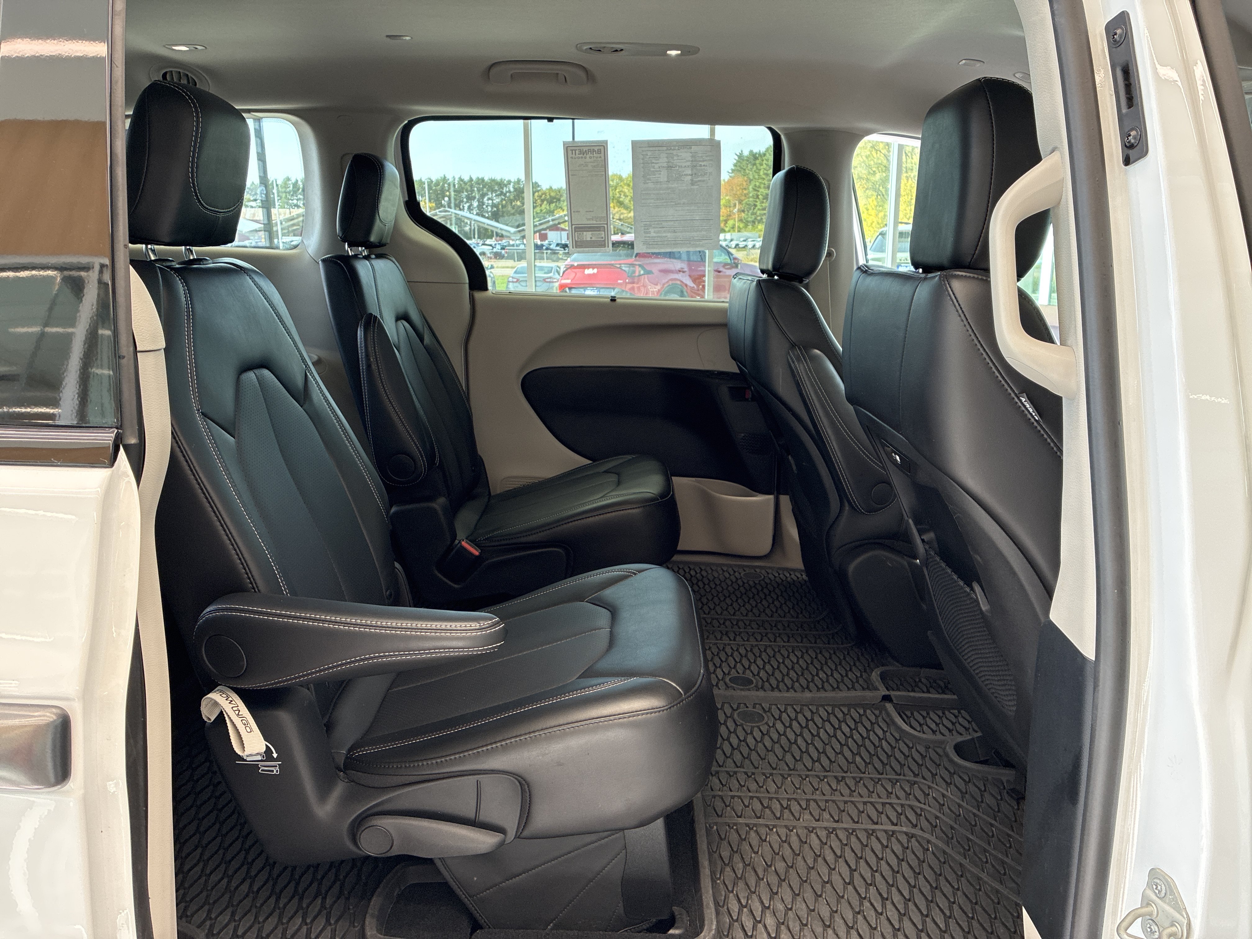 Certified 2024 Chrysler Pacifica Touring-L w/ Road Tripper Package AWD/4WD image 13