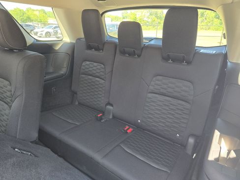 Used 2025 Nissan Pathfinder SV AWD/4WD image 11