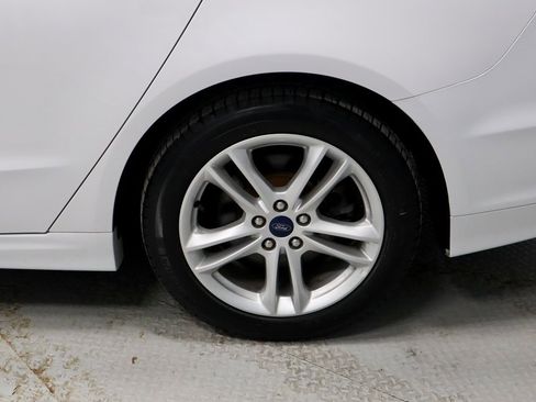 Used 2018 Ford Fusion S image 18