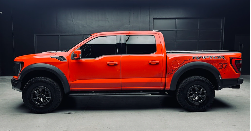 Used 2022 Ford F150 Raptor w/ Raptor 37 Performance Package AWD/4WD image 3