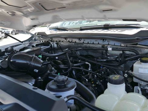 Used 2025 Ford F350 XLT w/ 360-Degree Camera Package AWD/4WD image 14
