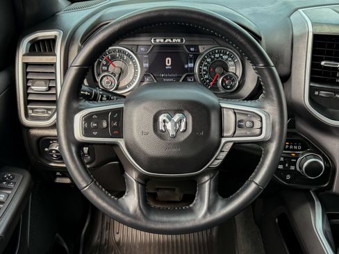 Used 2022 RAM 1500 Big Horn AWD/4WD image 18