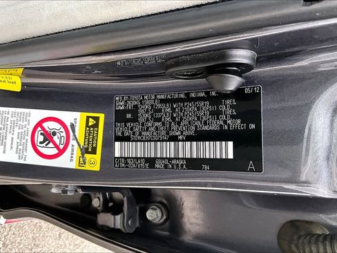 Used 2012 Toyota Highlander Limited image 36