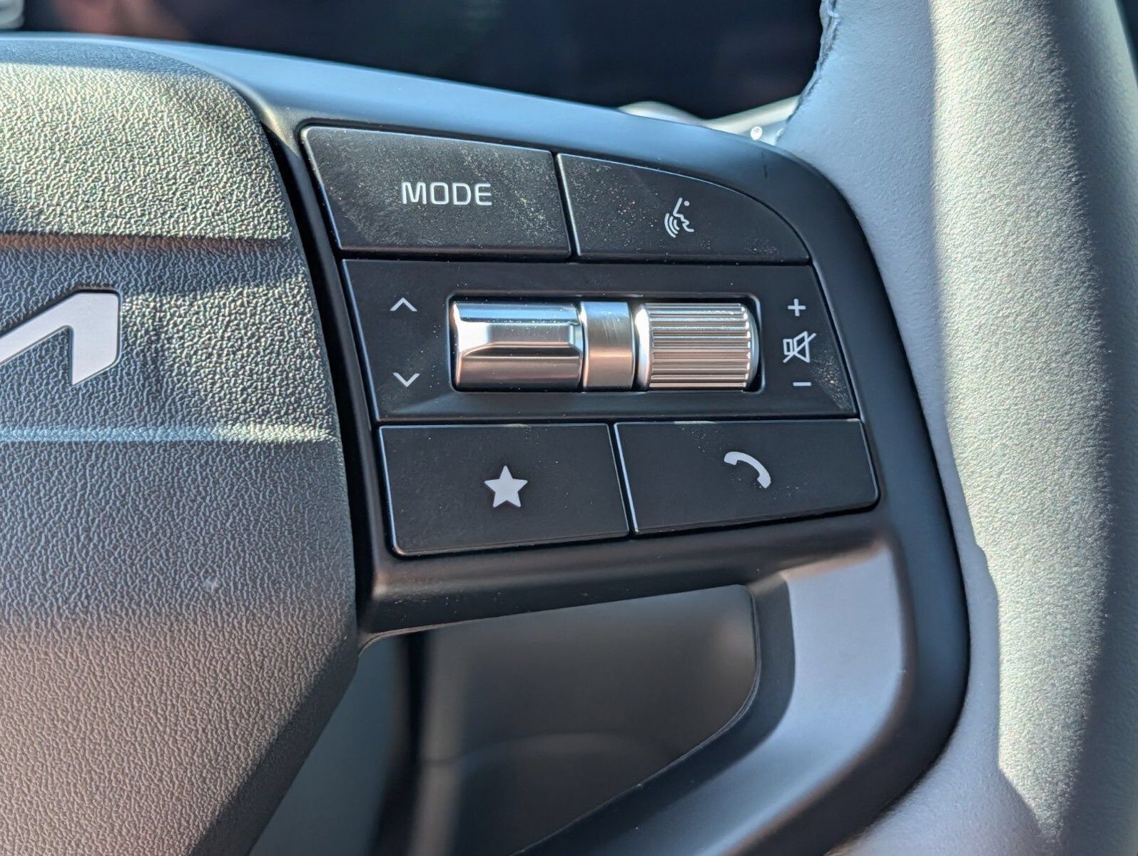 New 2027 Kia Sportage S FWD image 32
