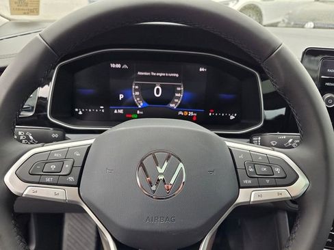 New 2026 Volkswagen Jetta SE FWD image 23