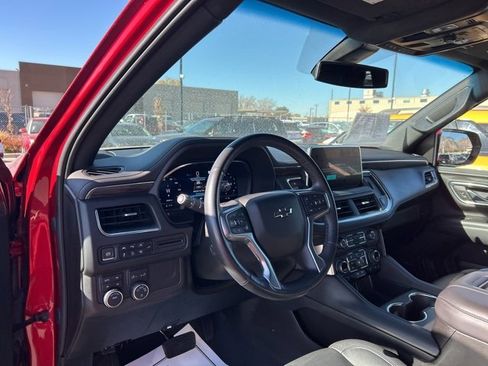 Used 2022 Chevrolet Tahoe Z71 w/ Luxury Package image 9