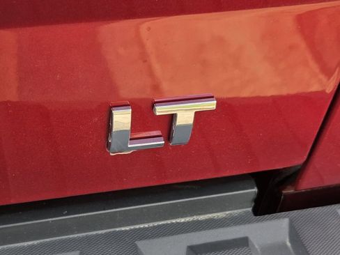 Used 2018 Chevrolet Silverado 1500 LT w/ All Star Edition image 8