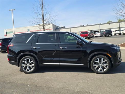 Used 2020 Hyundai Palisade Limited FWD image 2