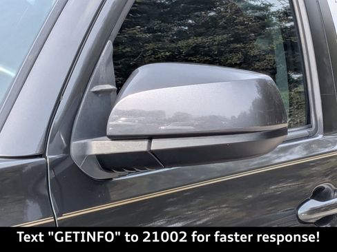 Used 2019 Toyota Tacoma SR5 image 10