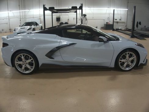 Used 2020 Chevrolet Corvette Stingray Premium Conv w/ 3LT Preferred Equipment Group RWD image 6