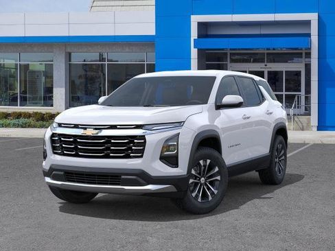 New 2027 Chevrolet Equinox LT FWD image 6