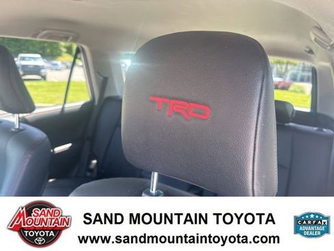 Used 2022 Toyota 4Runner TRD Off-Road Premium AWD/4WD image 16
