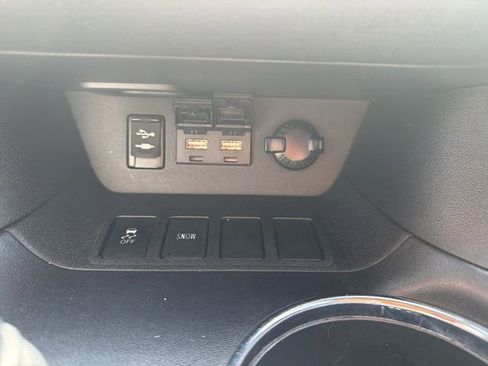 Used 2019 Toyota Highlander Limited image 35