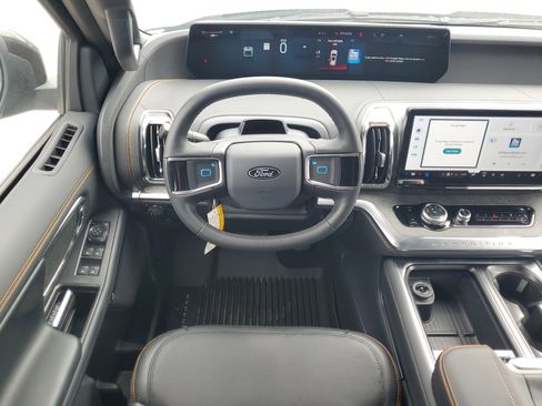 New 2026 Ford Expedition Tremor image 16