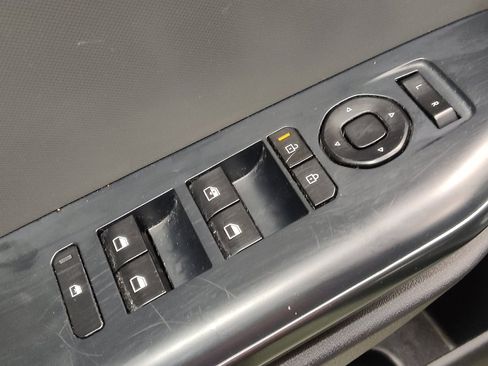 Used 2025 Kia K4 FWD image 27