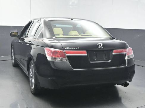 Used 2011 Honda Accord EX-L image 6