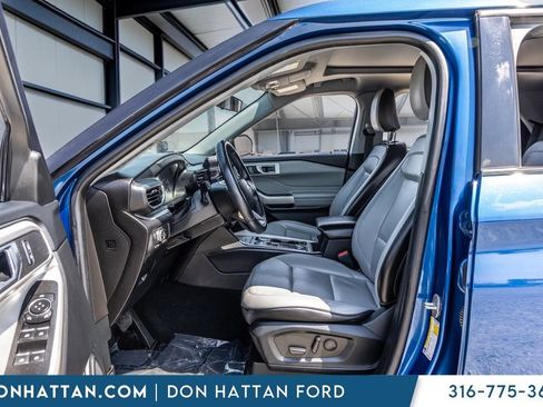 Used 2021 Ford Explorer XLT w/ Equipment Group 202A AWD/4WD image 4