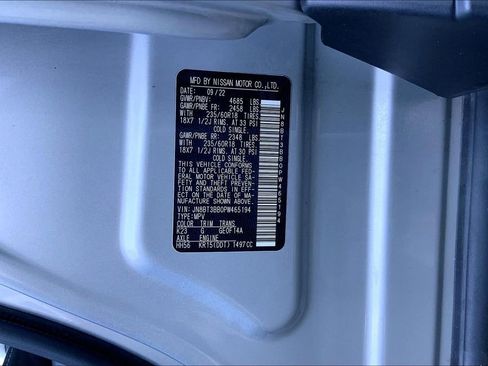 Used 2023 Nissan Rogue SV image 14