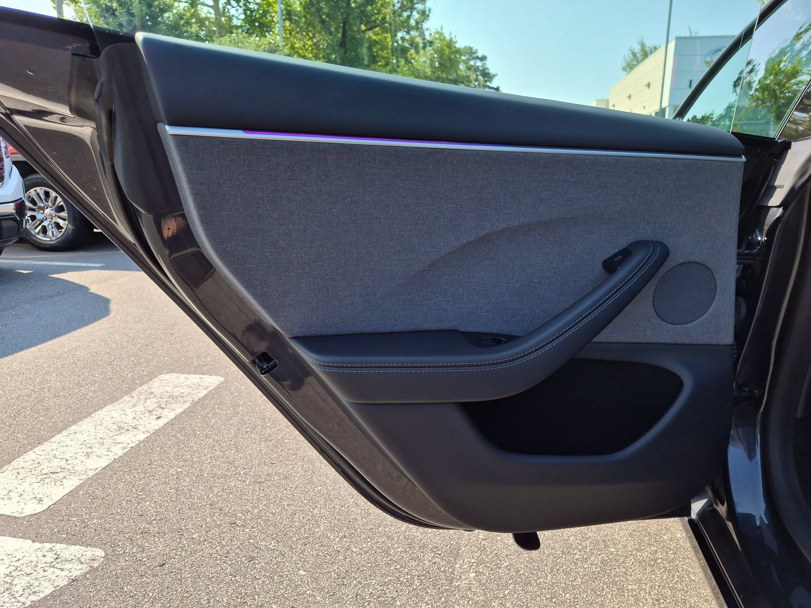 Used 2025 Tesla Model 3 Long Range RWD image 26