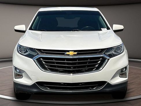 Used 2019 Chevrolet Equinox LT FWD image 2