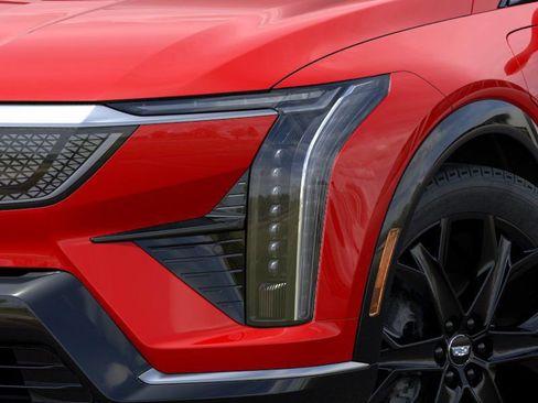 New 2025 Cadillac Optiq Sport 1 w/ LPO, ONYX Package image 10