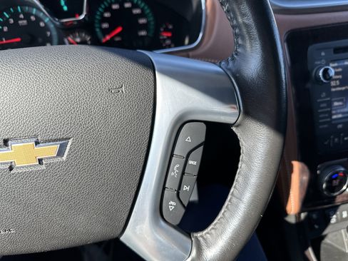 Used 2017 Chevrolet Traverse Premier image 20