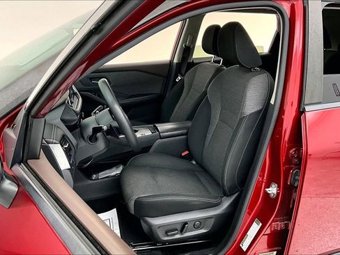 Used 2022 Nissan Rogue SV image 32