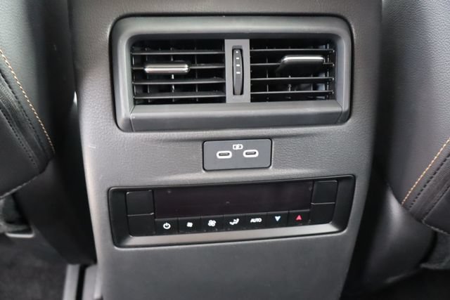 Used 2026 MAZDA CX-90 3.3 Turbo w/ Select Package AWD/4WD image 29