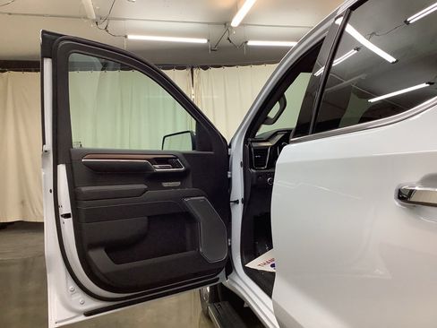 New 2026 GMC Sierra 1500 Denali w/ Denali Reserve Package image 15