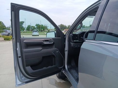 Certified 2025 Chevrolet Silverado 1500 LTZ w/ LTZ Convenience Package II AWD/4WD image 10