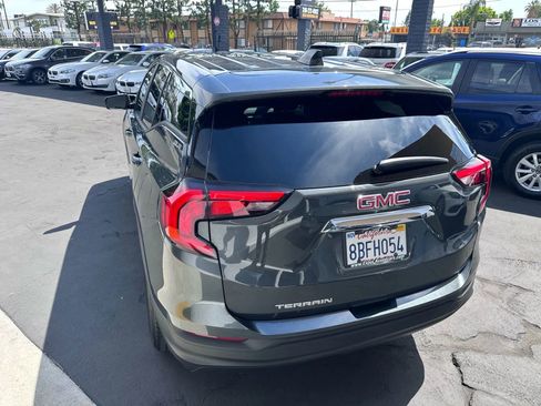 Used 2018 GMC Terrain SLE image 20