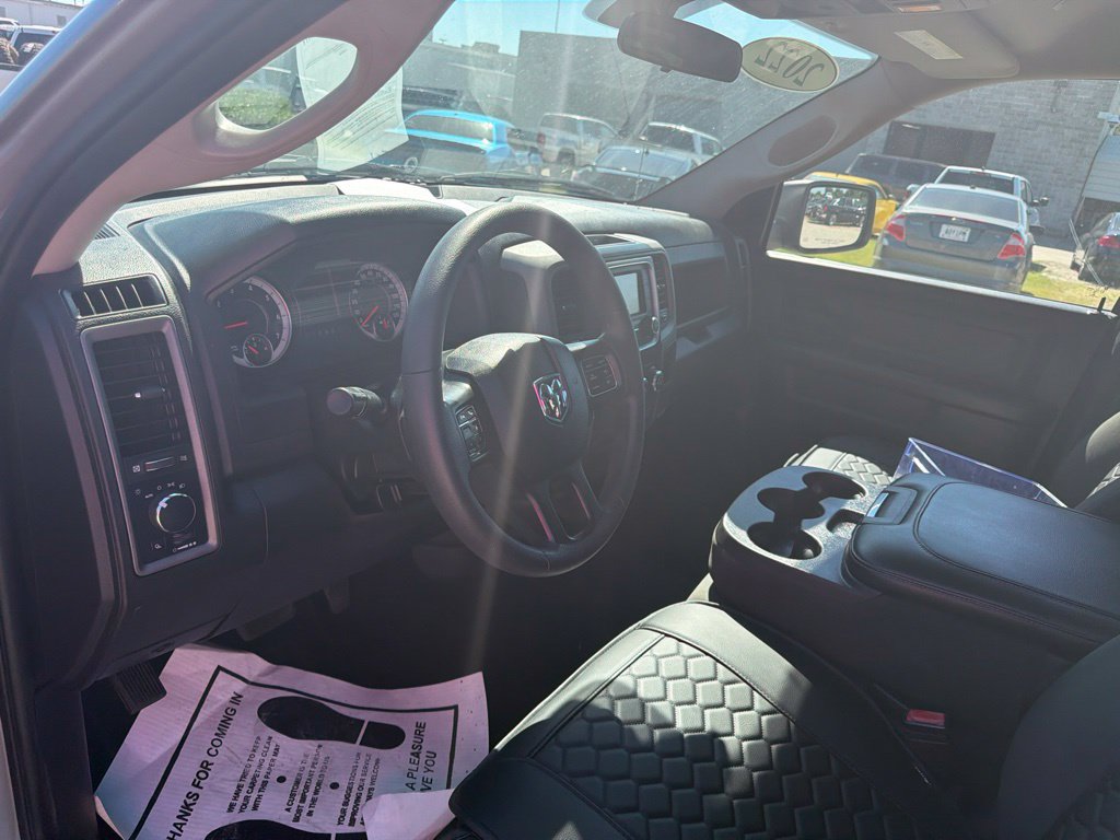 Used 2022 RAM 1500 Tradesman w/ Chrome Plus Package RWD image 25