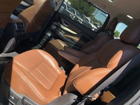 Used 2022 Subaru Ascent Touring w/ Popular Package #2A AWD/4WD image 10