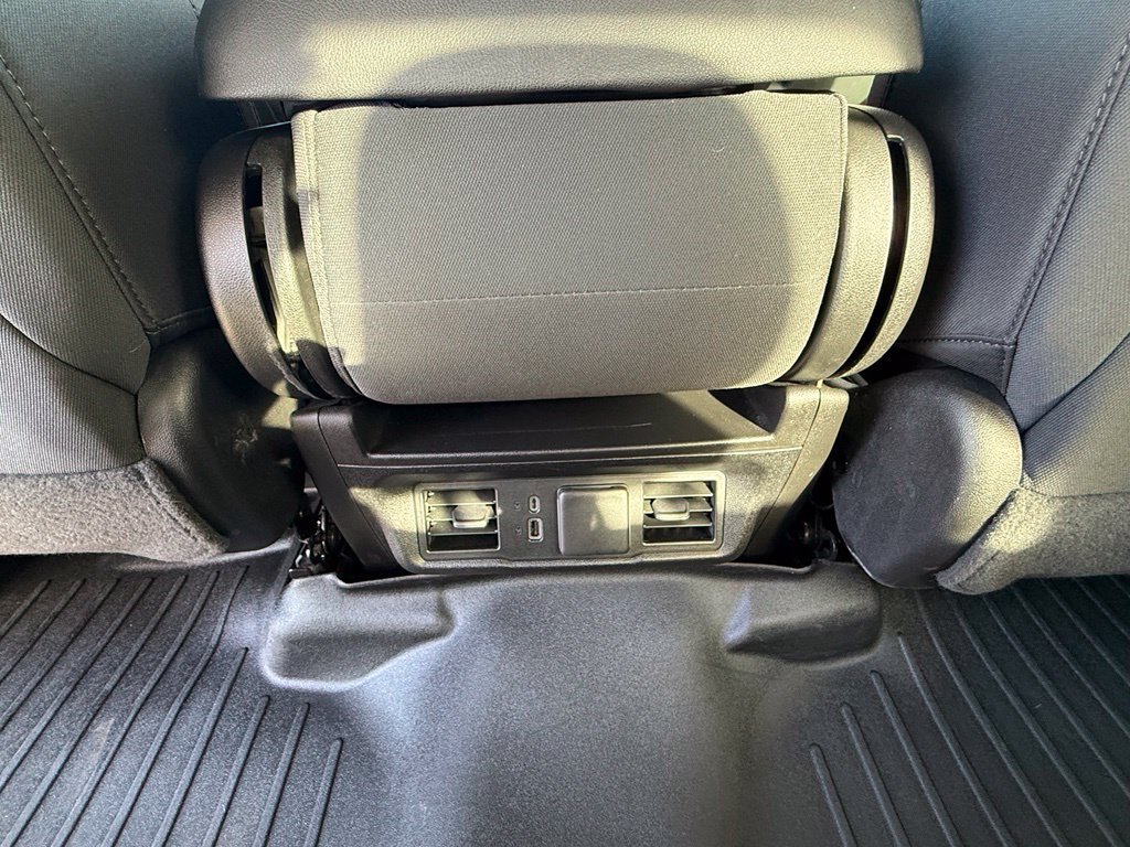 Used 2023 Chevrolet Silverado 1500 LT AWD/4WD image 22