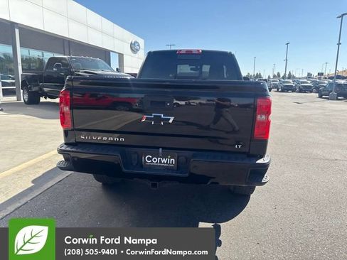 Used 2017 Chevrolet Silverado 1500 LT w/ Midnight Edition AWD/4WD image 7