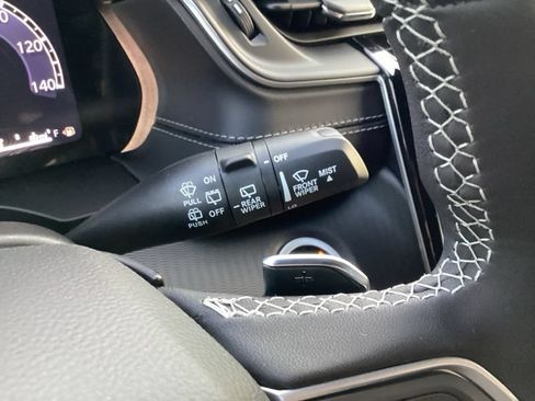 New 2025 Jeep Grand Cherokee Laredo X w/ Luxury Tech Group I AWD/4WD image 36