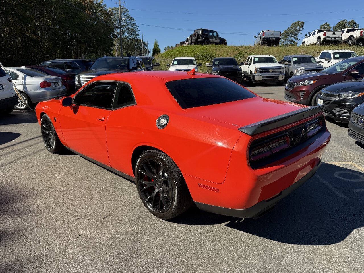 Used 2016 Dodge Challenger SRT Hellcat RWD image 8