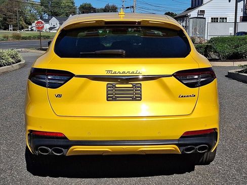Used 2023 Maserati Levante Modena S AWD/4WD image 5