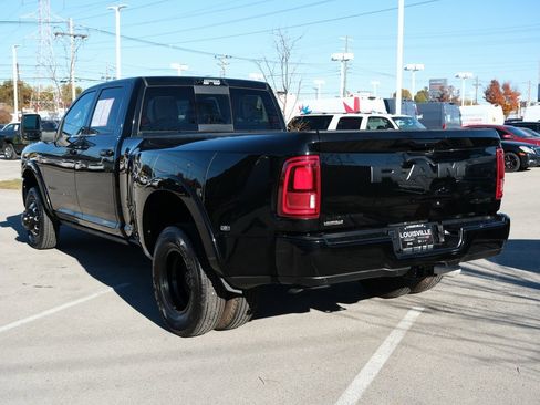 Used 2025 RAM 3500 Limited image 9